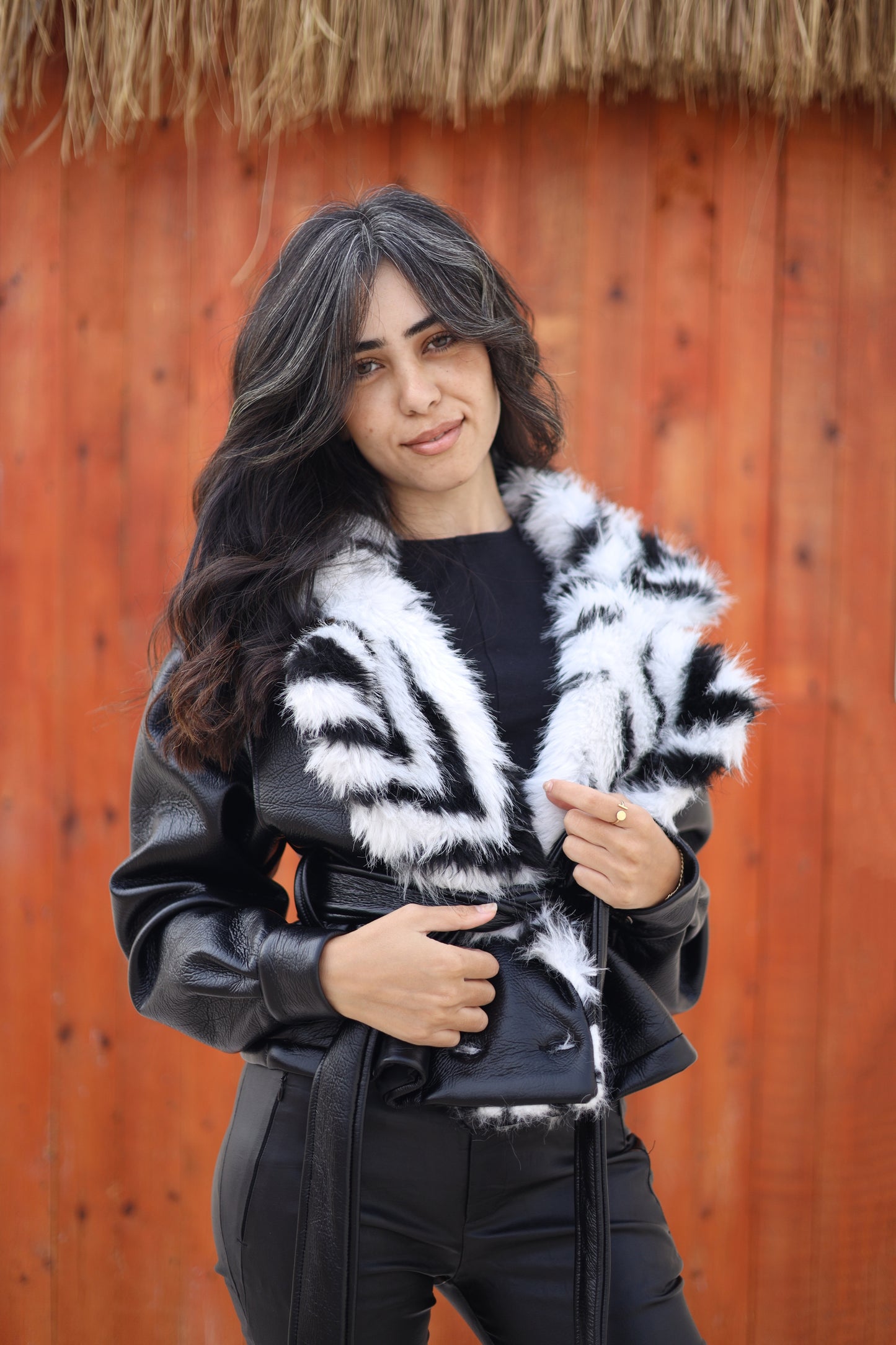 Velmora Jacket - Black
