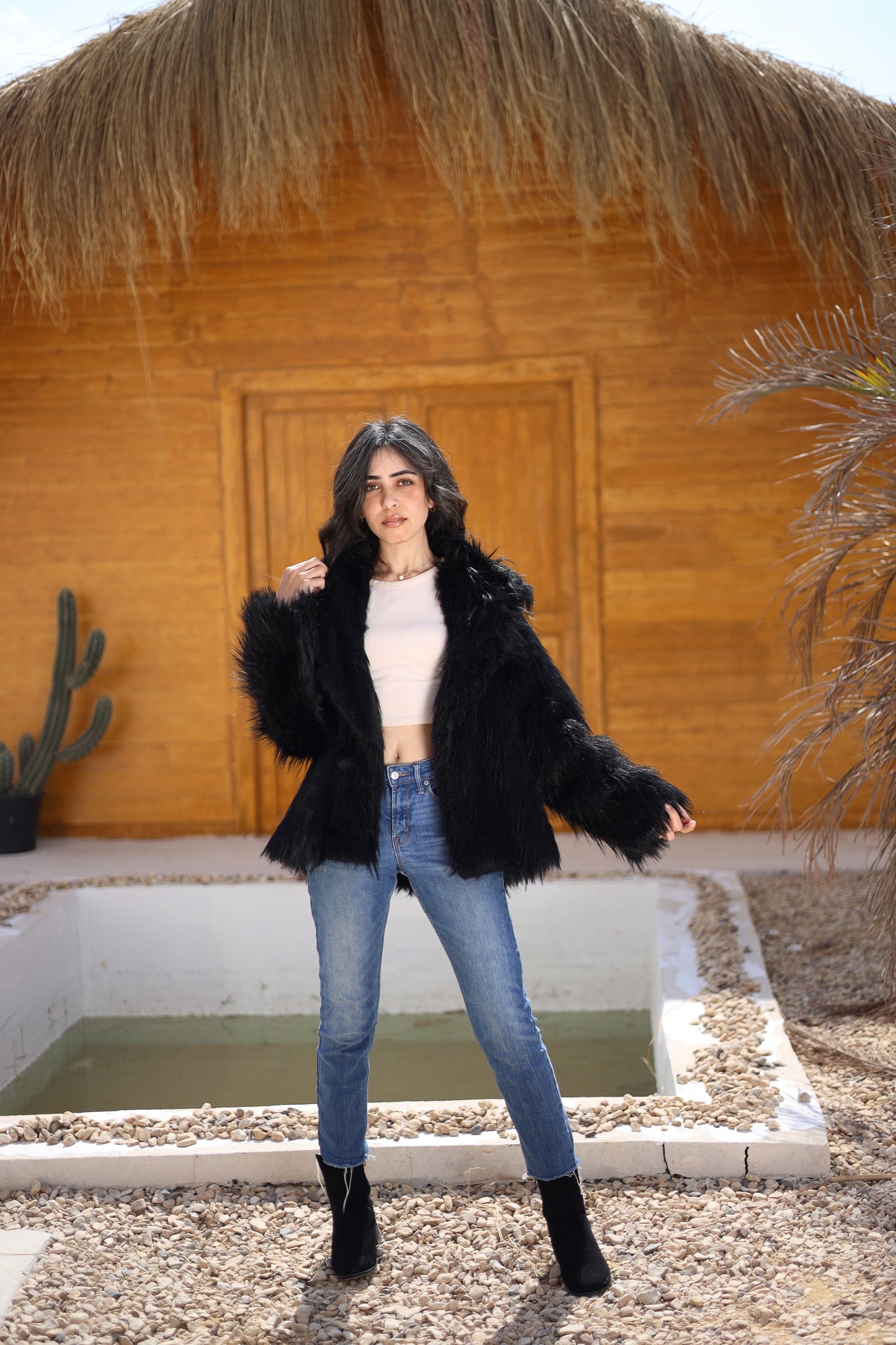 Valencía Faux Fur Jacket – Black