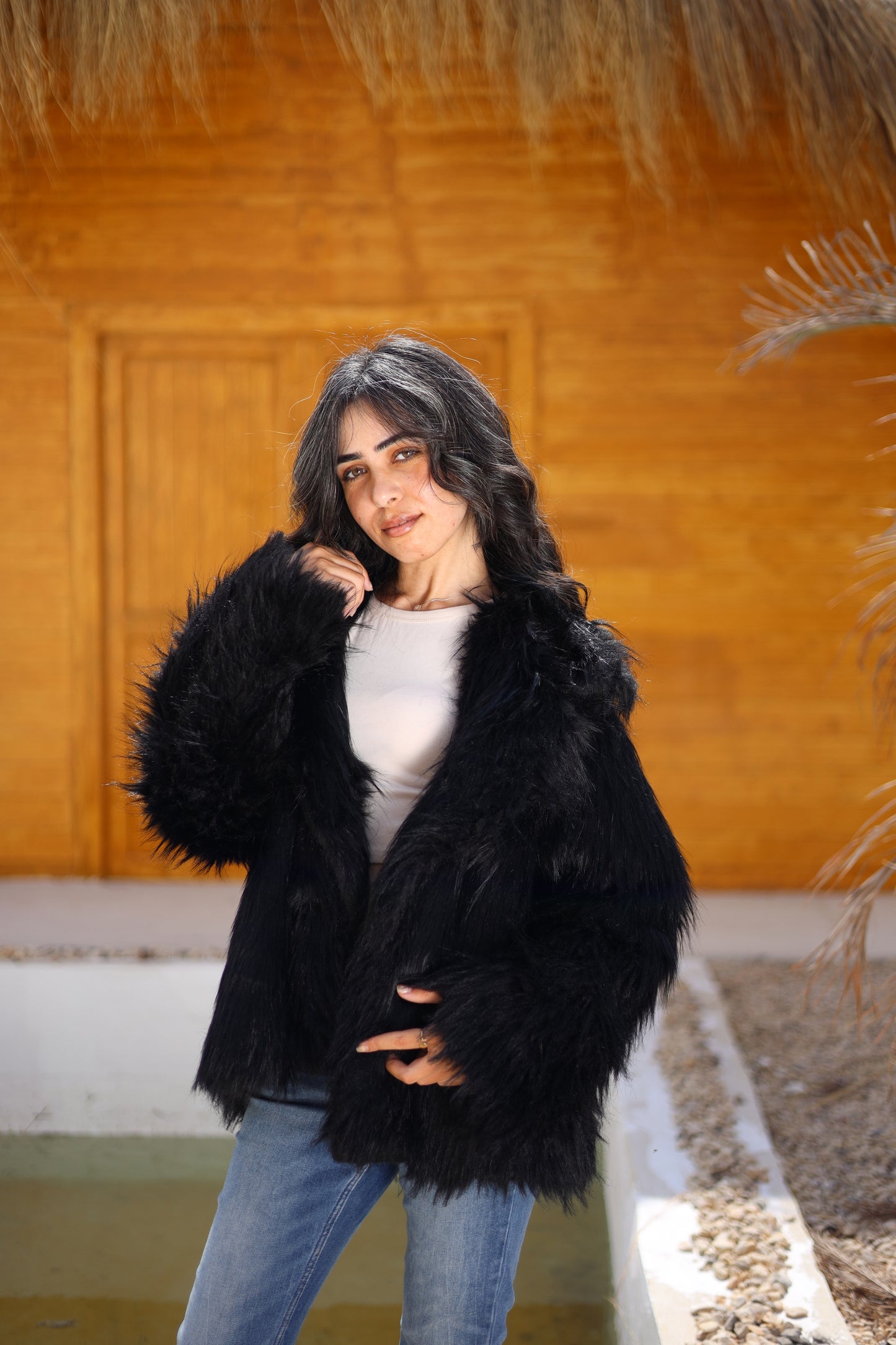 Valencía Faux Fur Jacket – Black