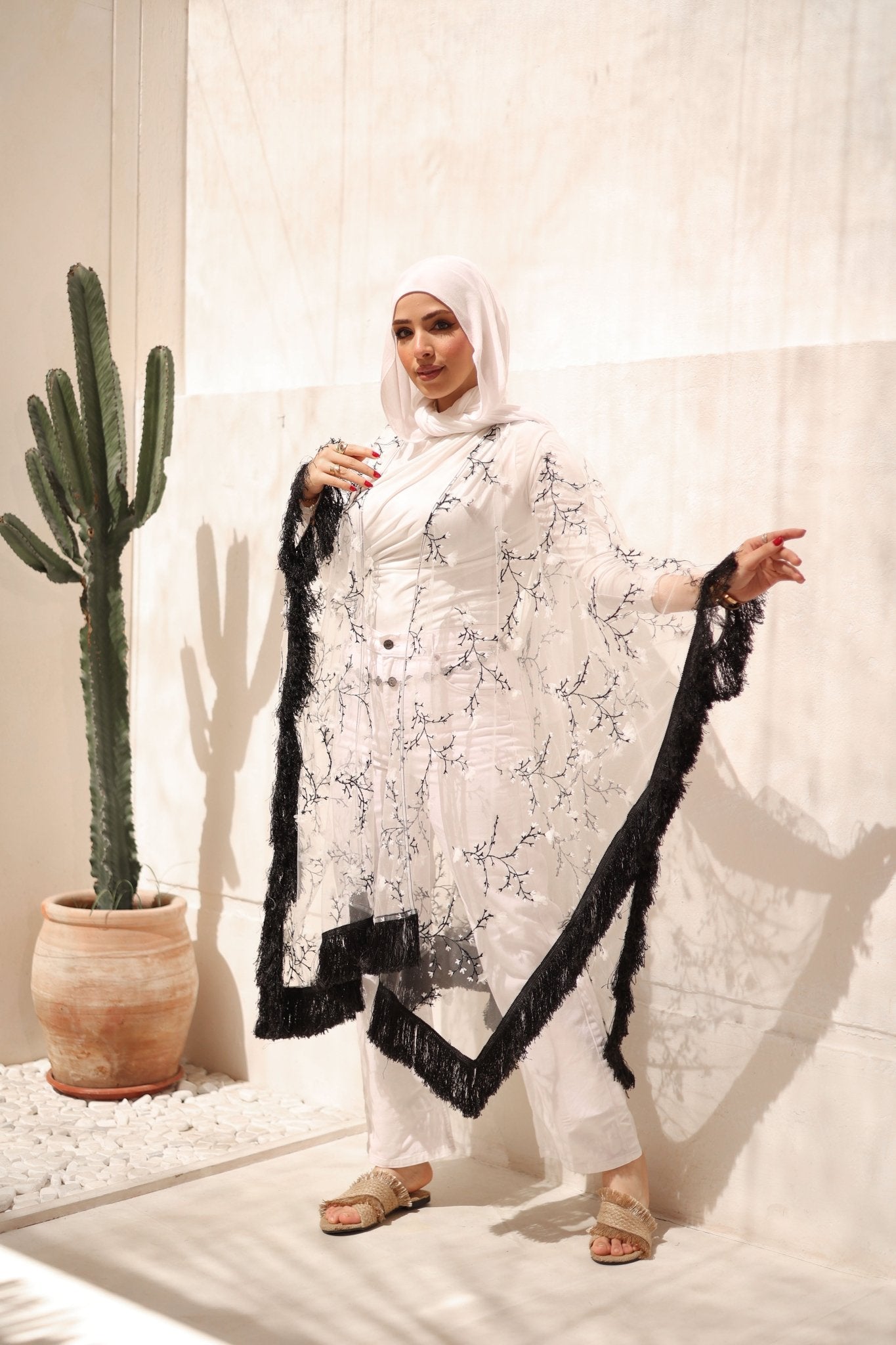 Embroidered Tulle Kimono - Ornaty