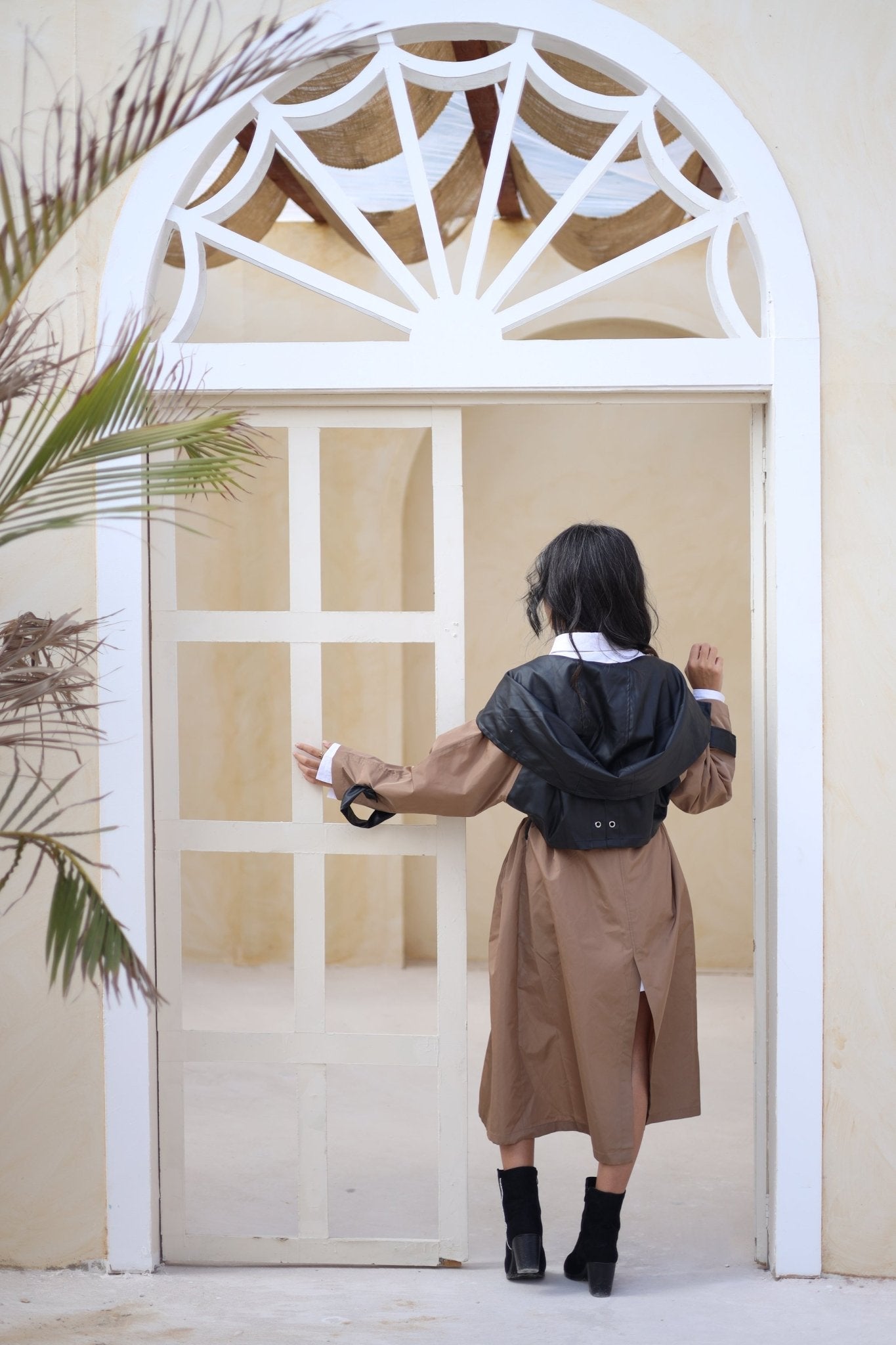 Esmaré Coat - Dark Biege - Ornaty