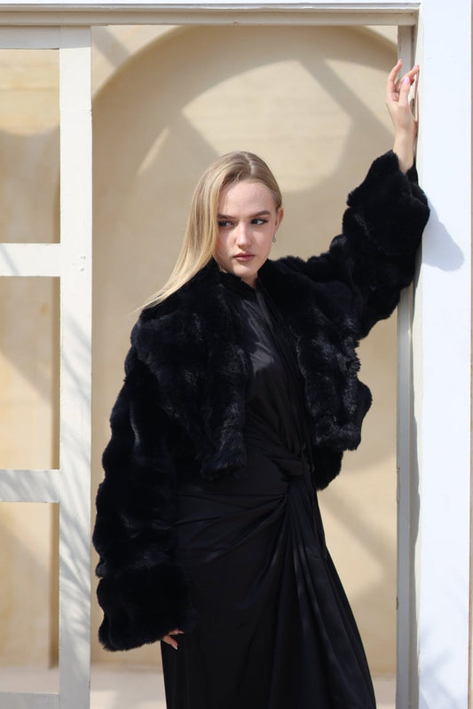 Serenité Fur Jacket Black - Ornaty