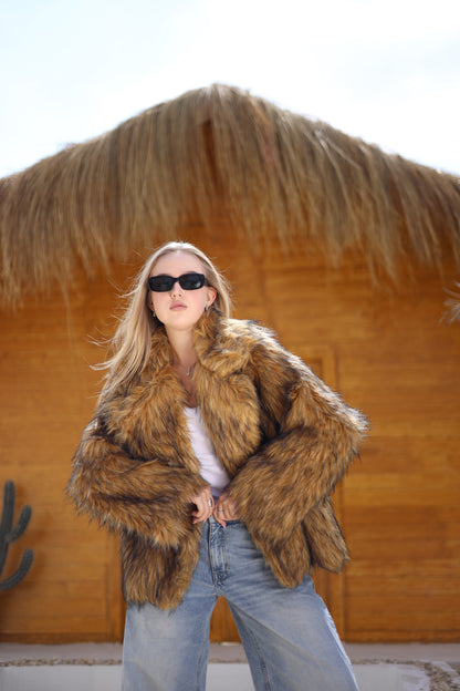 Valencía Faux Fur Jacket – Gold