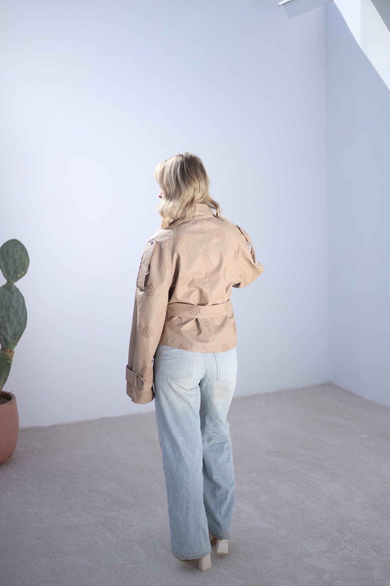 Amoréne Leather Jacket - Biege - Ornaty