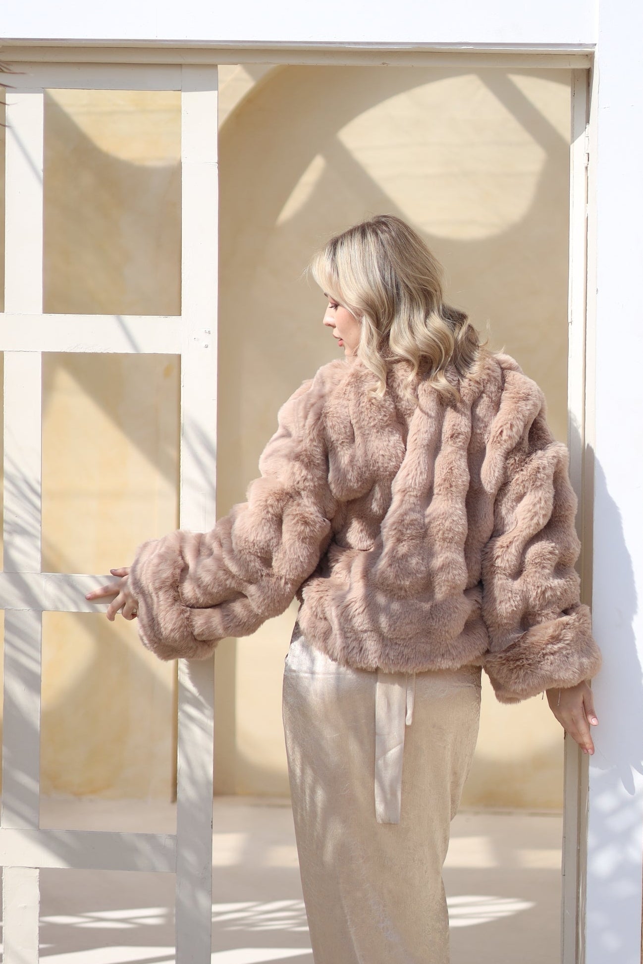 Serenité Fur Jacket Champagne Beige - Ornaty
