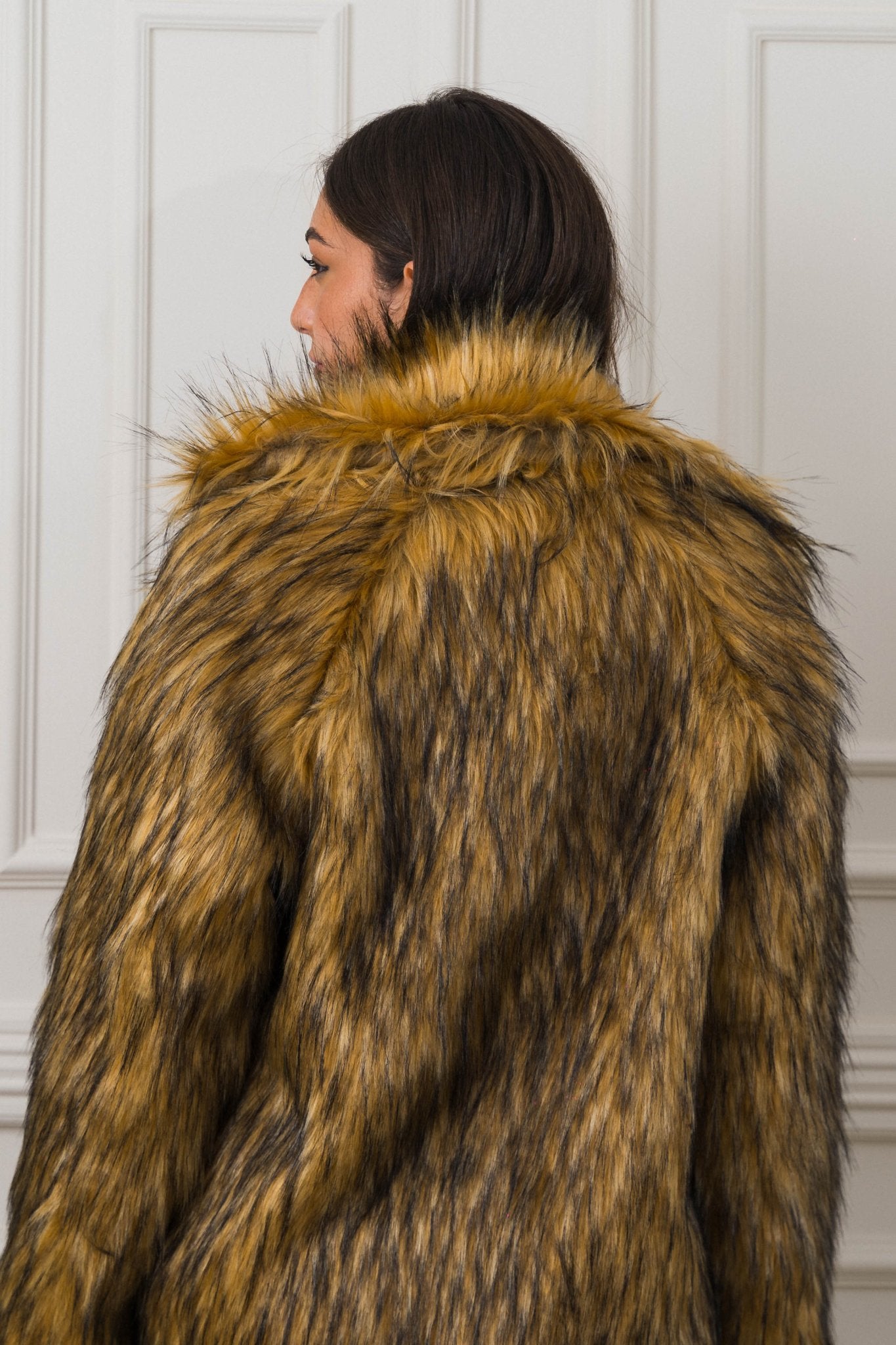 Valencía Faux Fur Jacket – Gold - Ornaty